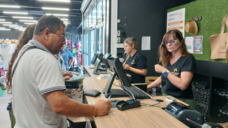 Gros succès pour l’ouverture de la boutique Au Vide Grenier à Béziers