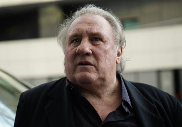 Gérard Depardieu accusé de viols : "La main dans la culotte", l’actrice Vahina Giocante brise à son tour le silence