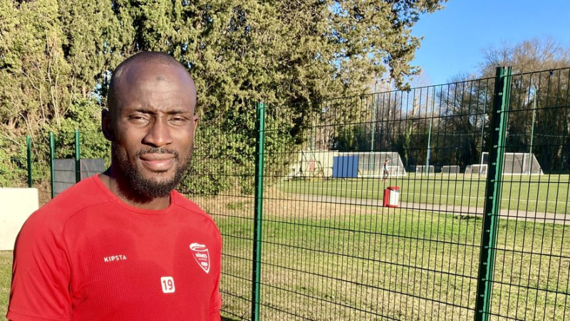 Nîmes Olympique: Senegalese striker Abdoulaye Sané on trial