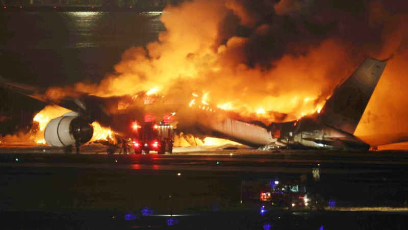 Accident d'avions à Tokyo : ce que révèlent les transcriptions de la collision mortelle publiées par le Japon