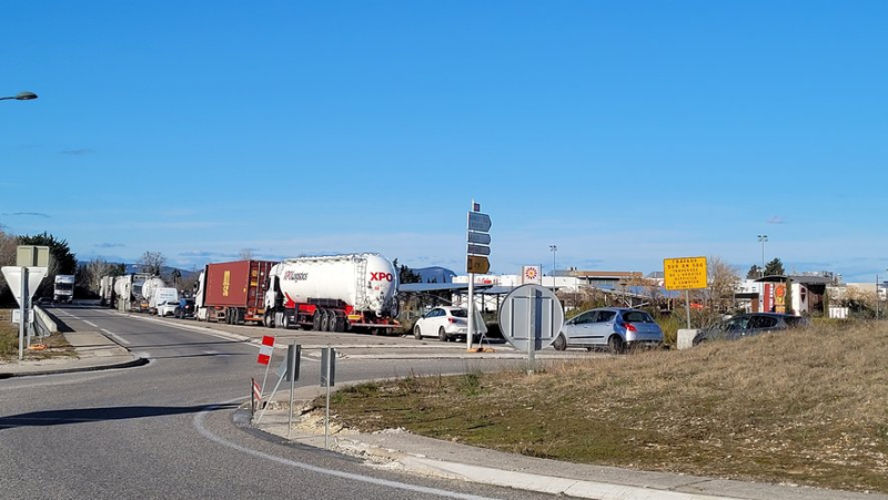 “Anger of the farmers”: lines of trucks paralyzing the main access points to Bagnols-sur-Cèze