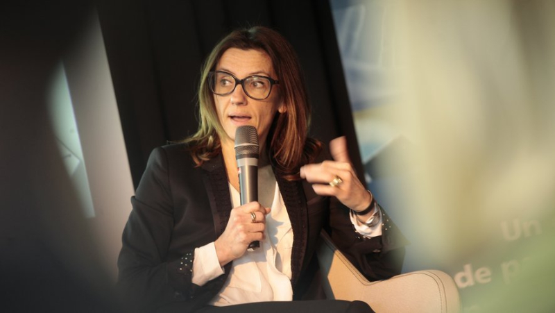 Hélène Donnadieu, addictologist in Montpellier: "We are talking about excessive alcohol consumption beyond 10 servings per week"