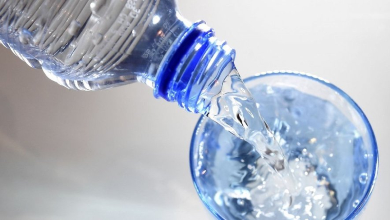 Bottled water contains 100 times more plastic particles than previously thought