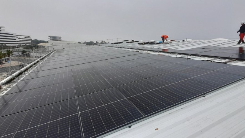 Cap d&#39;Agde: photovoltaic panels installed on the roof of the Arena of the international tennis center, at the golf course and in a car park in Rochelongue