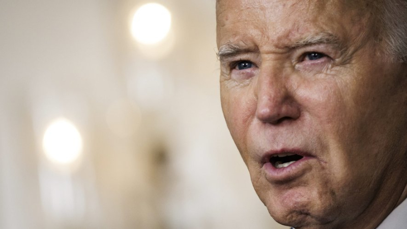 Overwhelmed by a report pointing to his bad memory, Joe Biden defends himself but makes another blunder live