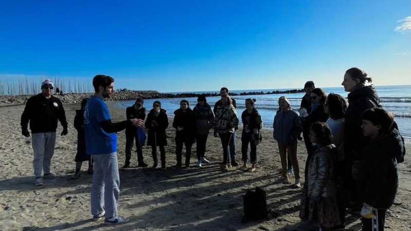 Collecting waste and raising public awareness about coastal protection: the project of six students in Palavas-les-Flots