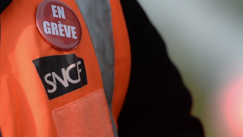 The SNCF controllers&#39; strike continues during the holidays: will you be able to take the train this weekend ?