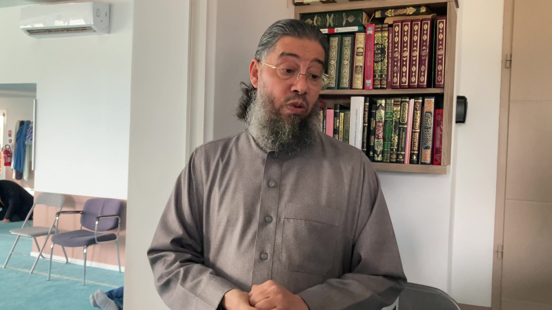 [Video]: The faithful of the Bagnols mosque and relatives defend Mahjoub Mahjoubi