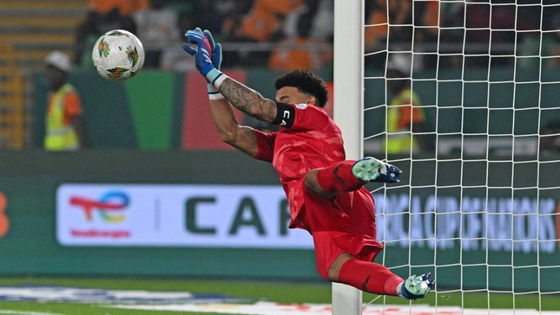 VIDEO. CAN 2024: South African goalkeeper Ronwen Williams&#39; incredible penalty shootout to qualify his side for the semi-final