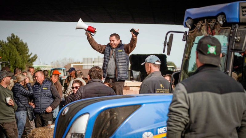 Towards the lifting of the A9 dam in Nimes, by farmers, before the minister&#39;s arrival ?