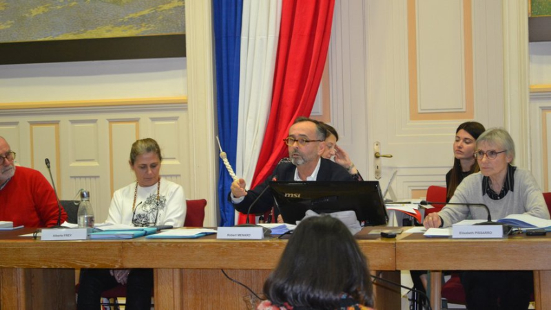 “We bet that we will find a buyer, it’s as stupid as that”: the finances of the ASBH electrify the municipal council of Béziers