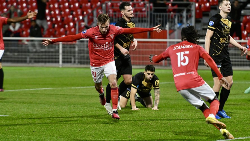 Football : Nîmes bat Avranches 1-0 et sort de la zone rouge, découvrez les notes des Crocodiles