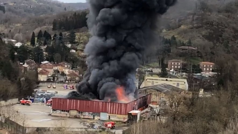 VIDEO. The impressive images of the fire in a lithium factory in Aveyron: confined population, blocked road...