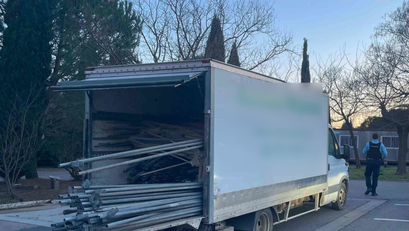 Dans le Gard, le camion en direction de Marseille transportait.... 3 000 kilos de surcharge