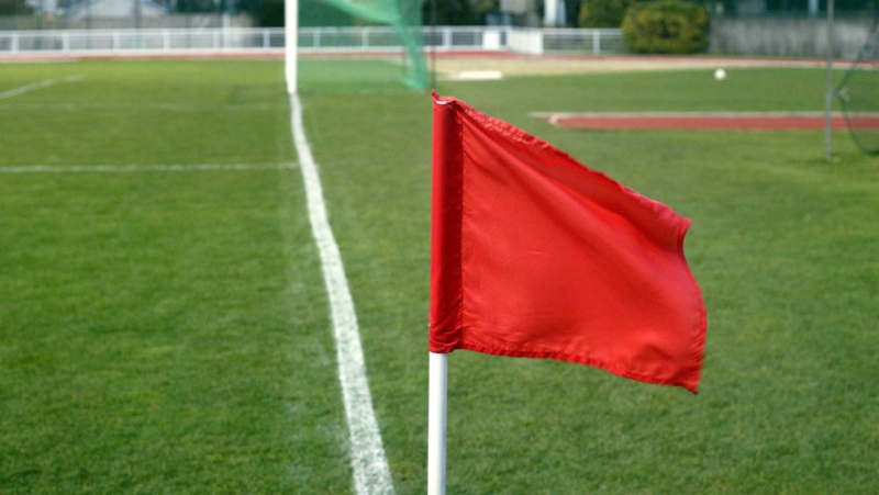 He had just asked to leave the field: a 13-year-old boy dies on the sidelines in the middle of an amateur football match