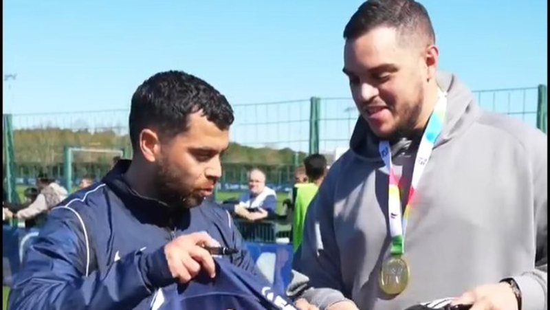 Un champion d'Europe à l'entraînement du MHSC pour rencontrer Téji Savanier avant le choc contre Paris