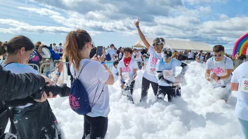 The Color People Run in Sète: hundreds of runners celebrate spring