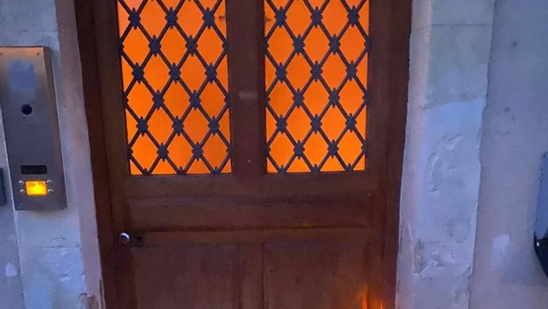The door of the Pont-Saint-Esprit town hall burned: a “malicious act”, according to experts