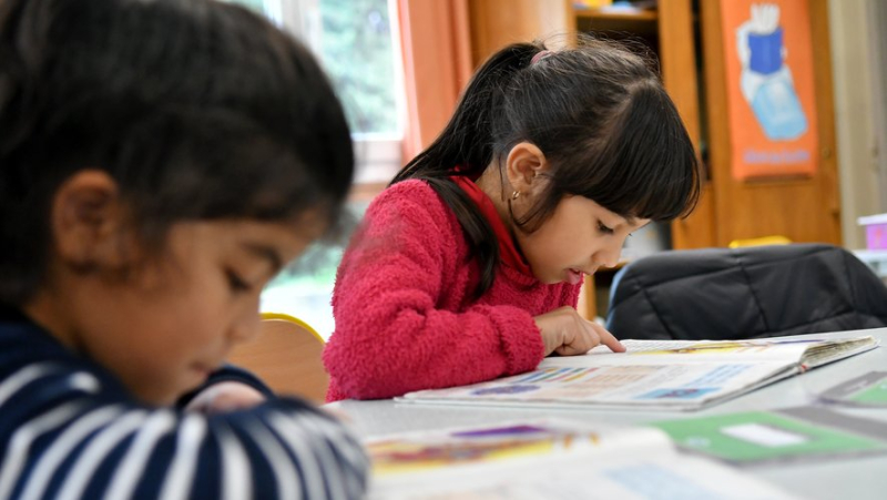 A sacred helping hand for 35 students from Bagnols-sur-Cèze schools ready to move towards books and writing