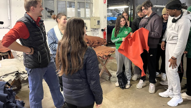 Students of Jean-Vigo visit the Alric tannery