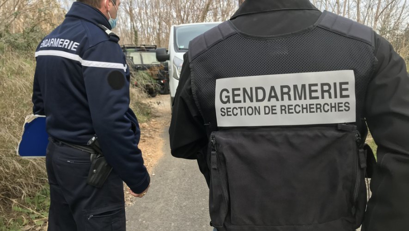 Un quinquagénaire retrouvé poignardé dans les Bouches-du-Rhône