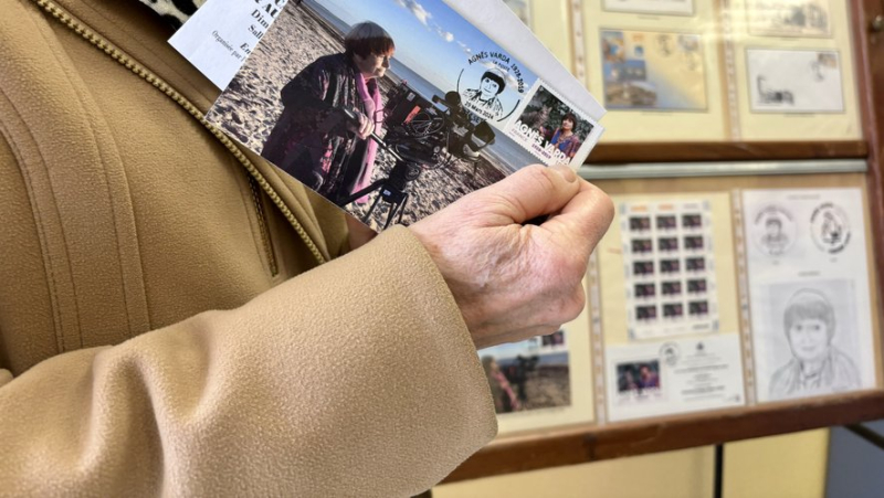 Le timbre collector d'Agnès Varda s'arrache à Sète : "on a écoulé tout notre stock en moins de deux heures !"