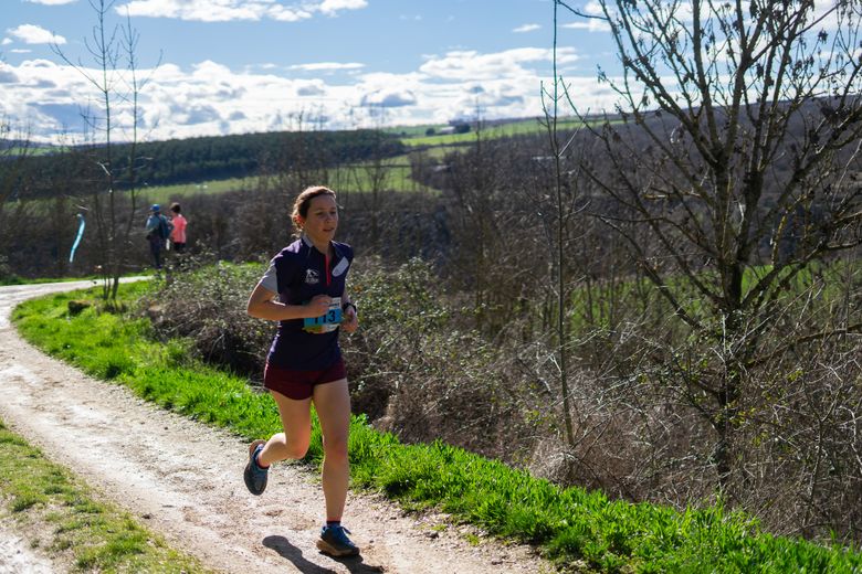 Trail : Yohann Raja et Mathilde Fontugne remportent les Trois Châteaux à Compeyre