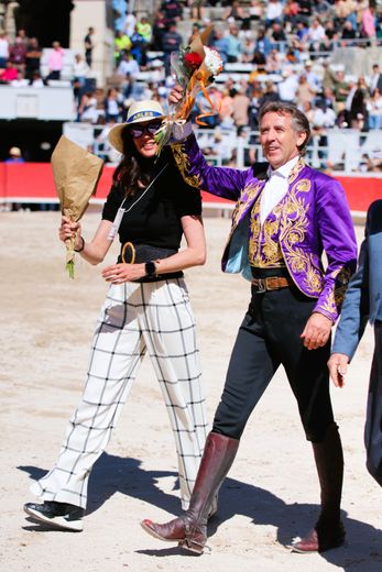 Feria d&#39;Arles: the three riders triumph for the farewell of Mendoza