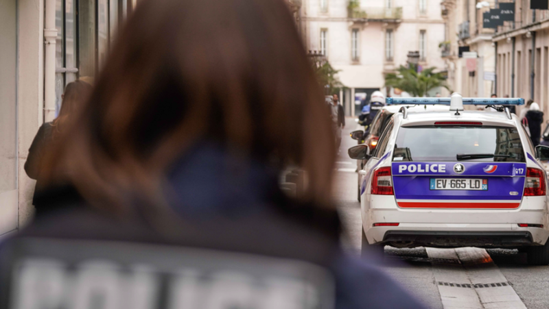 A serial and chain thief, the 43-year-old Algerian was finally placed in pre-trial detention in Montpellier