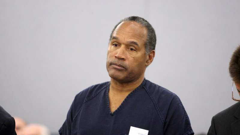 Former American football star O.J. Simpson, acquitted in the “trial of the century”, died at the age of 76