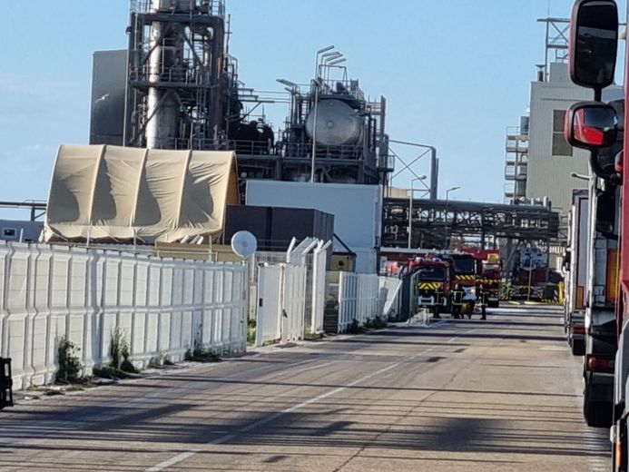The day after the explosion at the port of Sète, what is the situation at the Saipol industrial site ?