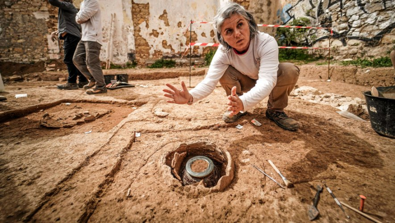 Des fouilles archéologiques révèlent des tombes et des bûchers romains en bordure de la rue de Beaucaire à Nîmes