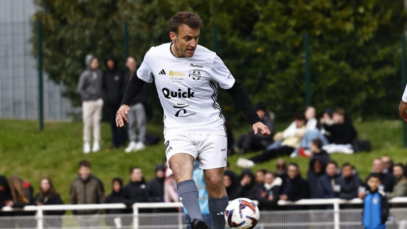 VIDEO. Football: Emmanuel Macron scores a goal in a charity match for the Yellow Pieces