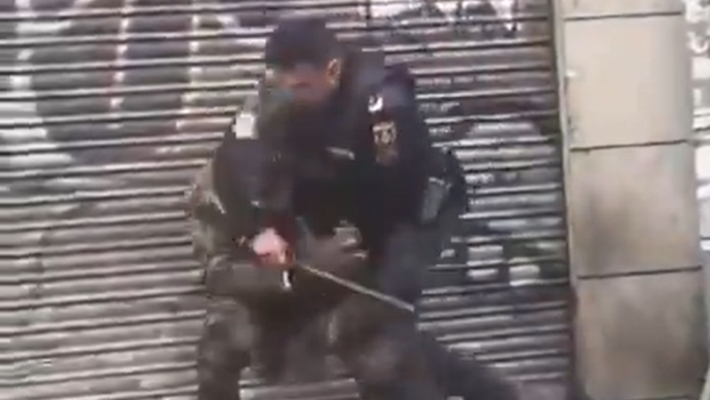 VIDEO. “It’s racism”: images of a violent arrest of two black men in Spain outrage the country