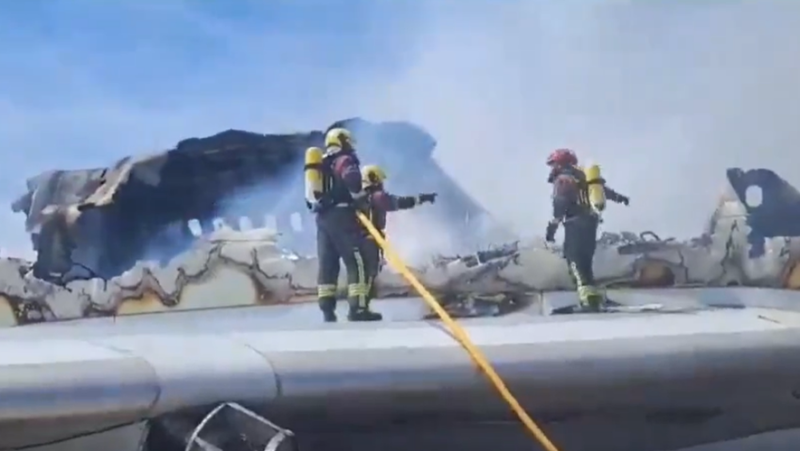 VIDEO. An Airbus A330 catches fire at the airport, discover the impressive images of the fire