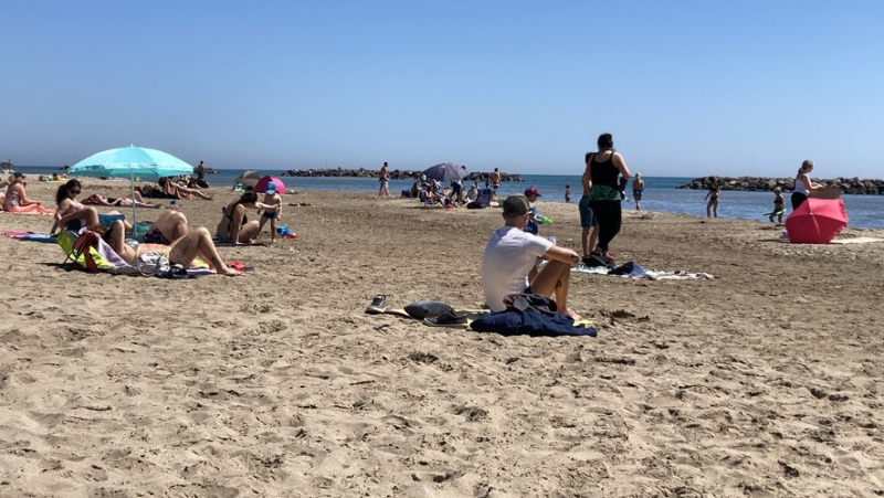 A summer Sunday… April 14, on Valras beach