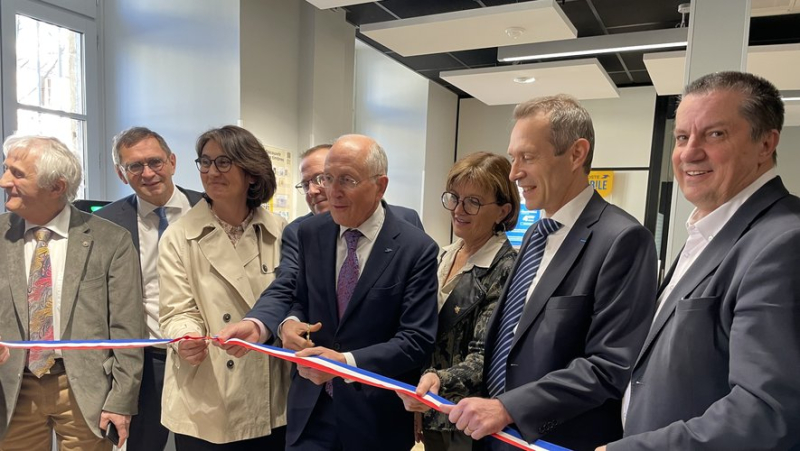 After the inauguration of the office in Mende, the CEO of La Poste and elected officials want to develop services in Lozère
