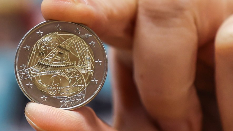 Why schools in Occitania are going to return the two-euro collector coins from the Paris 2024 Olympics distributed to students ?