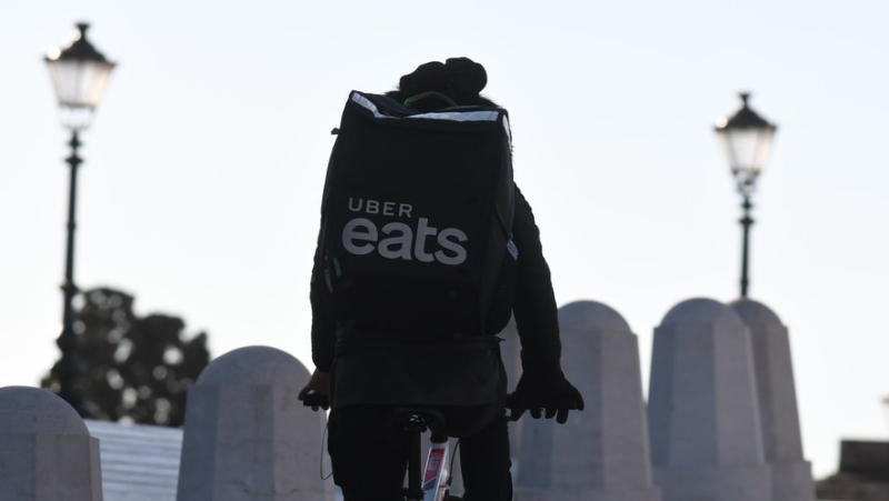 Uber Eats, Deliveroo, Stuart... an alert system created to fight against discrimination against platform delivery people