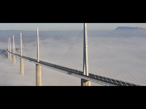 HISTORY WEEKEND. 20 years ago, the incredible meeting above the Tarn of the two parts of the deck of the Millau viaduct