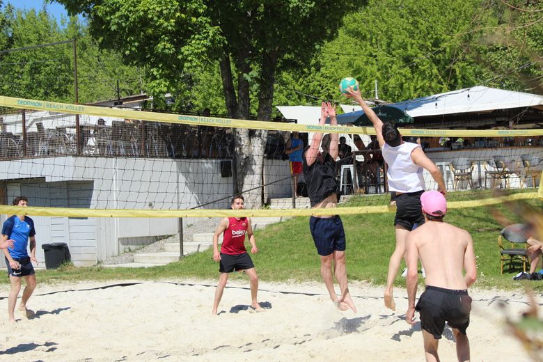 The winners of the beach volleyball tournament at the Golf café in Millau won places for the Olympic Games