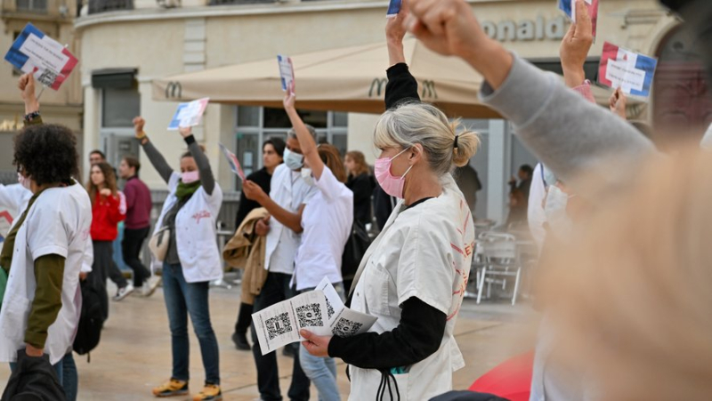 “We are being killed in silence”: flash-mob and torchlight march in Montpellier for the “angry liberal nurses”