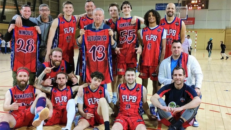 Basketball: in Frontignan La Peyrade, a team, multi-age and the right to dream