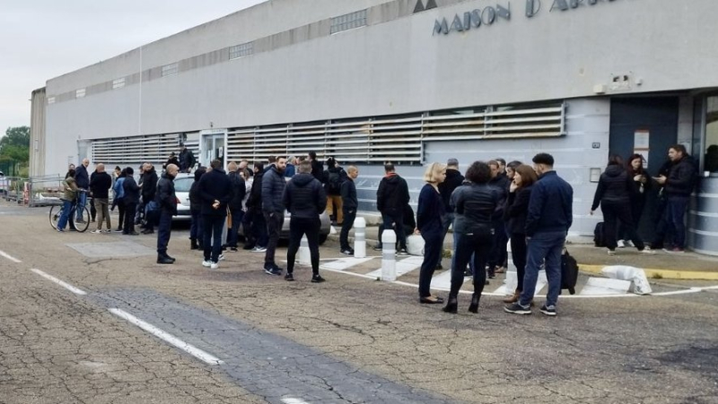 Blockage at the Nîmes remand center after the murder of two prison officers in Eure.