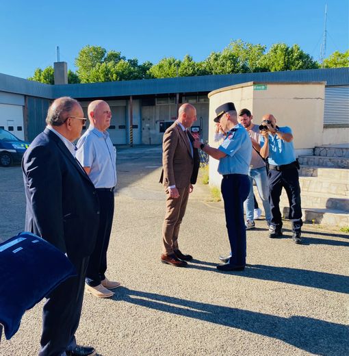 Gard: ceremony at the gendarmerie group for the citizen reserve, local figures receive their badge