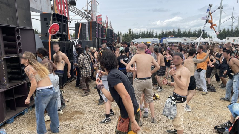 A 25m wall of sound, thousands of partygoers, emergency services on site... Report from the rave party in Lozère