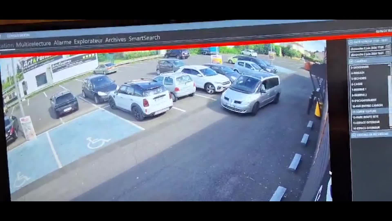 An unknown woman tries to steal a car with a child inside: the video filmed in the parking lot of a store in Agde