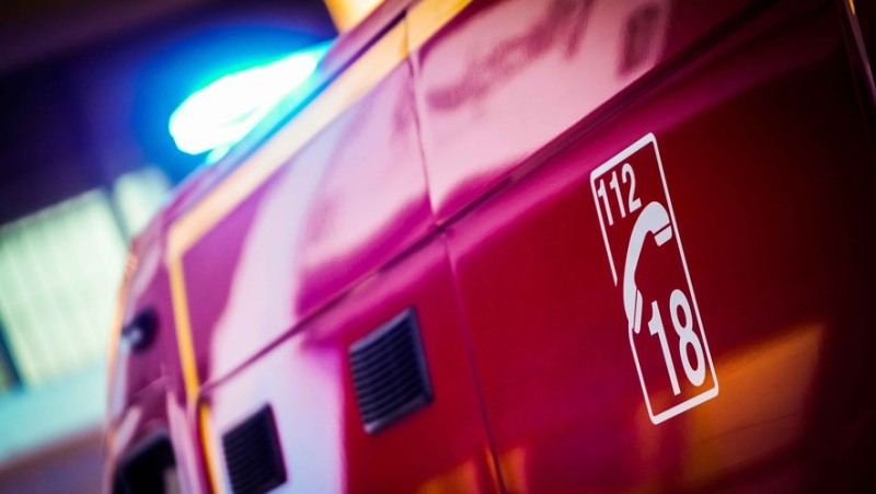 Two women and a man rescued by firefighters after three-car collision in Aramon