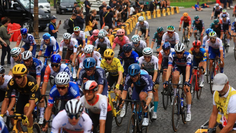 Tour de France: the first week of the Tour hit by the legislative elections, can political news overshadow the competition ?