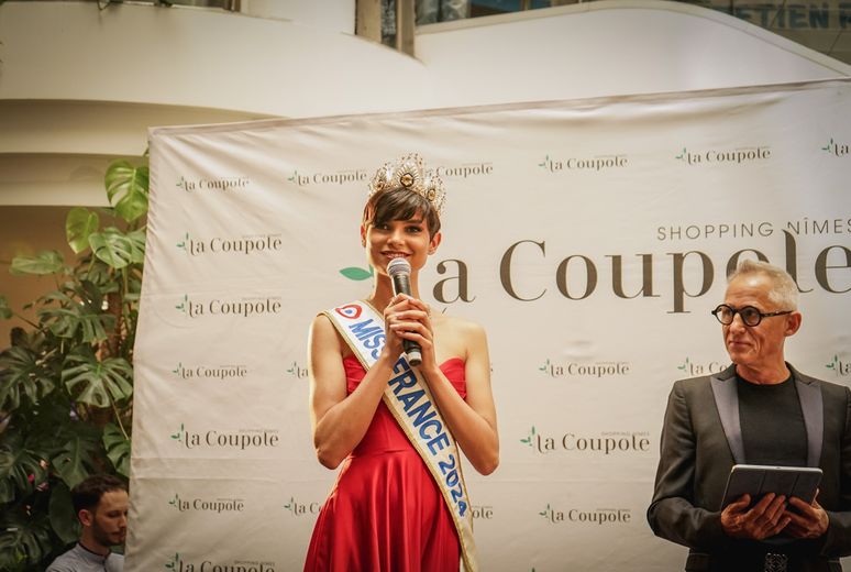 L’écharpe de Miss Nîmes 2024 sur les épaules de Mathilde Defosse : "Je passe par toutes les émotions"